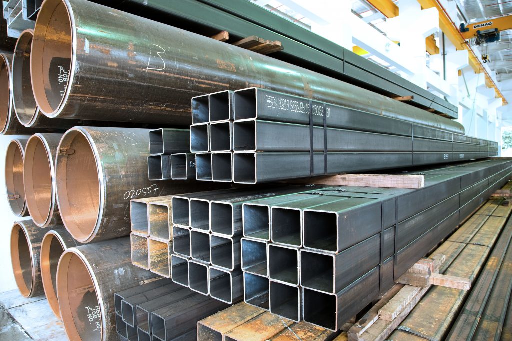 Round and rectangular steel tubing and pipes